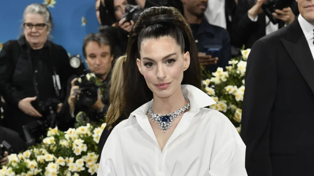 2025-met-museum-costume-institute-benefit-gala-3