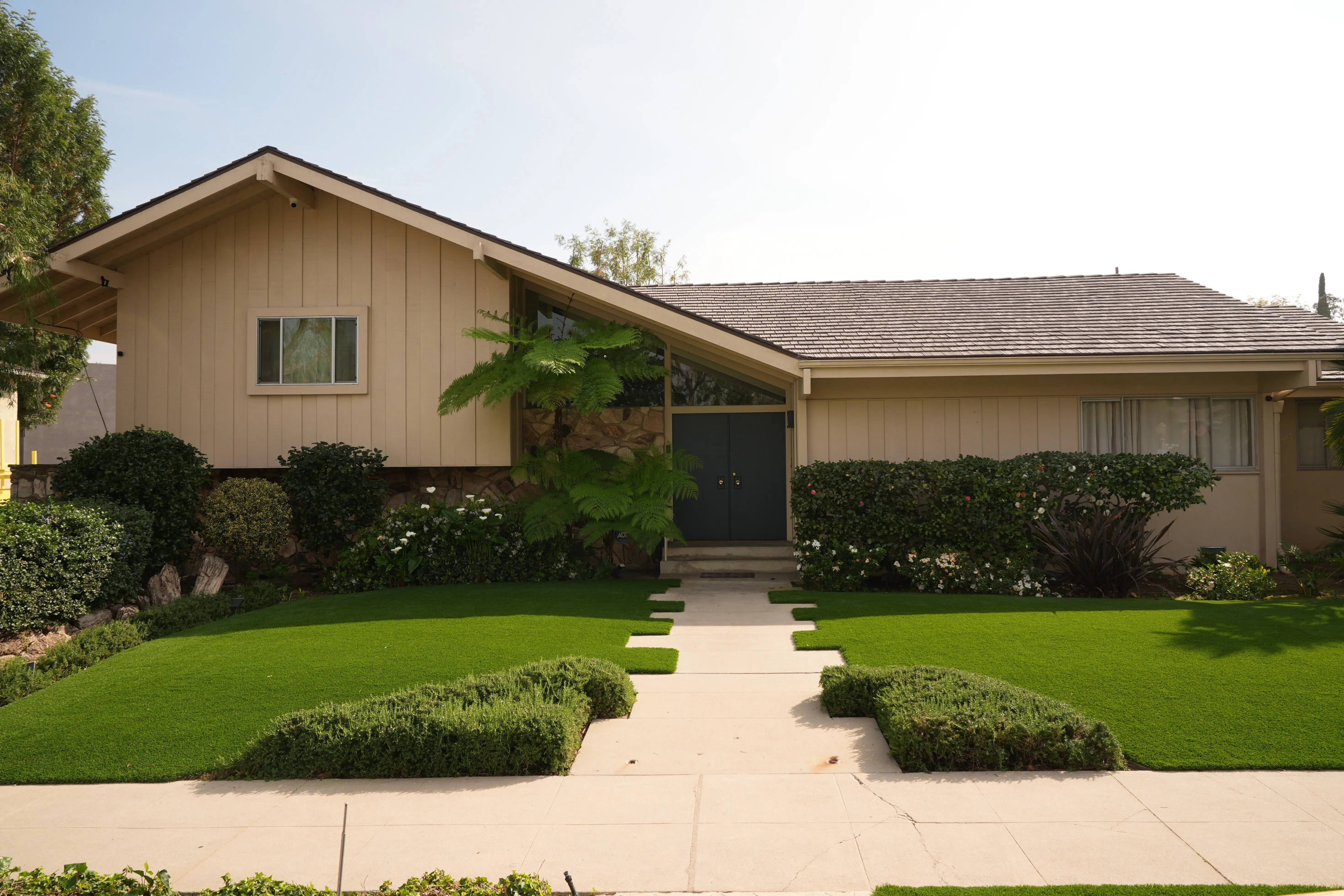brady-bunch-house
