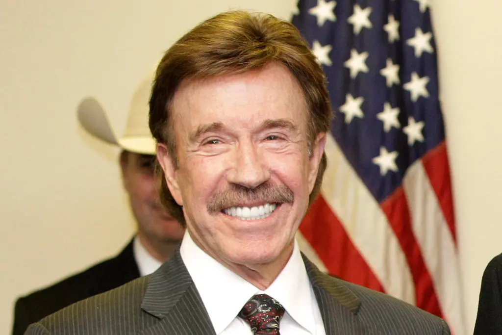 obit-chuck-norris