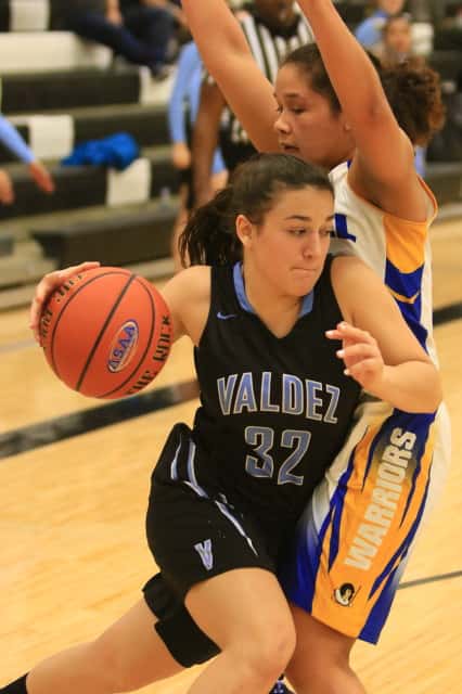 jillian-fleming-drives-to-the-basket-18vgbethel-elks