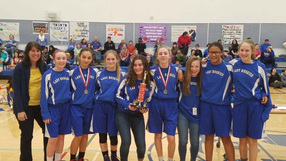 girls-gms-a-team-1st-place-basketball-2017-1024x768