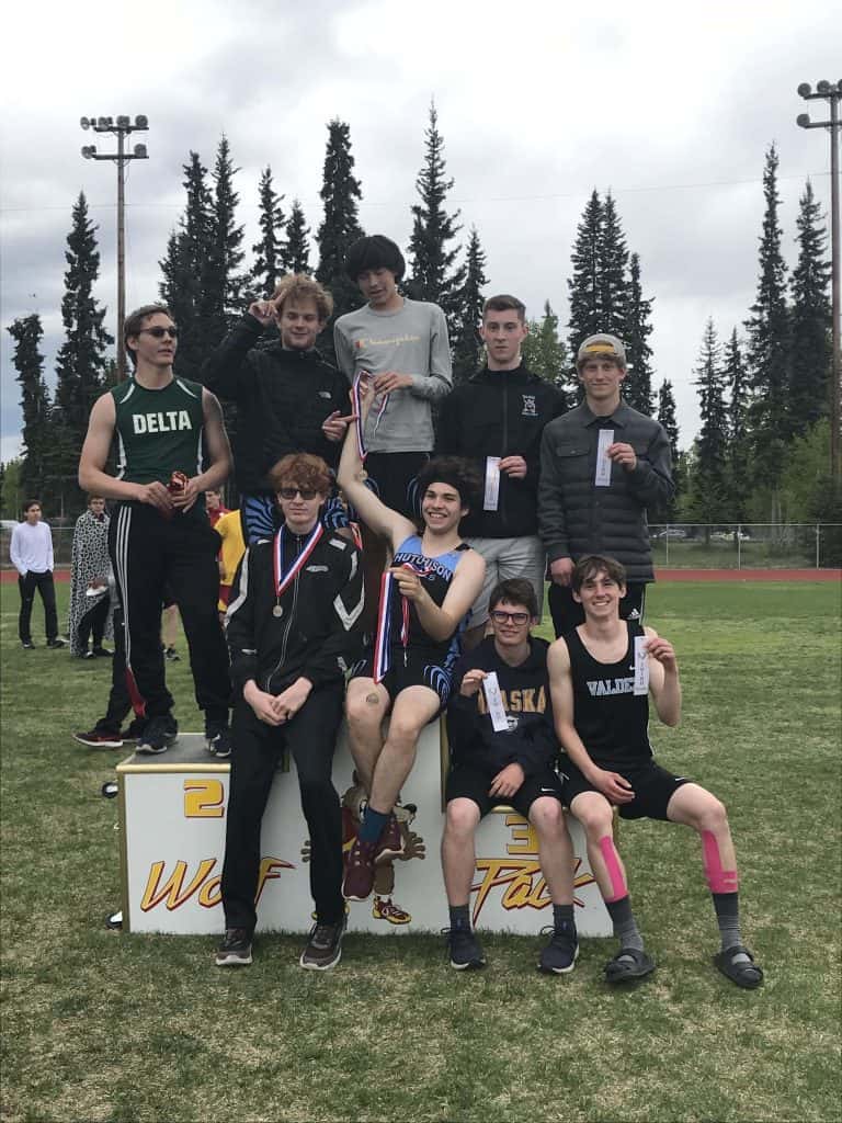 4x800-boys-e1558374597140-768x1024