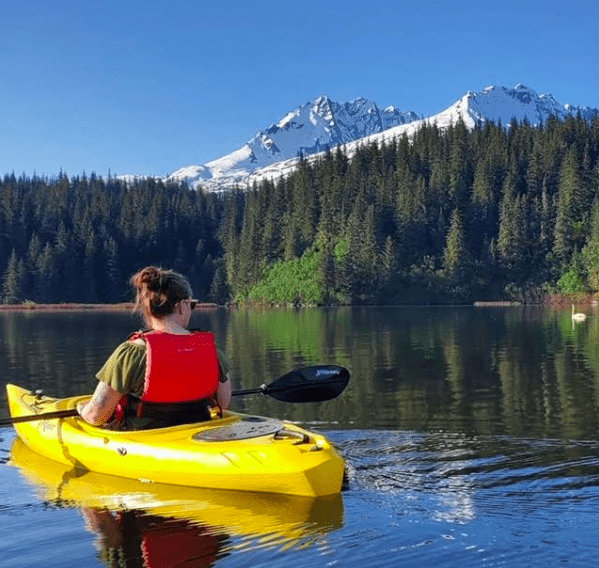 valdez-stay-play-kayak-try-it-night-4