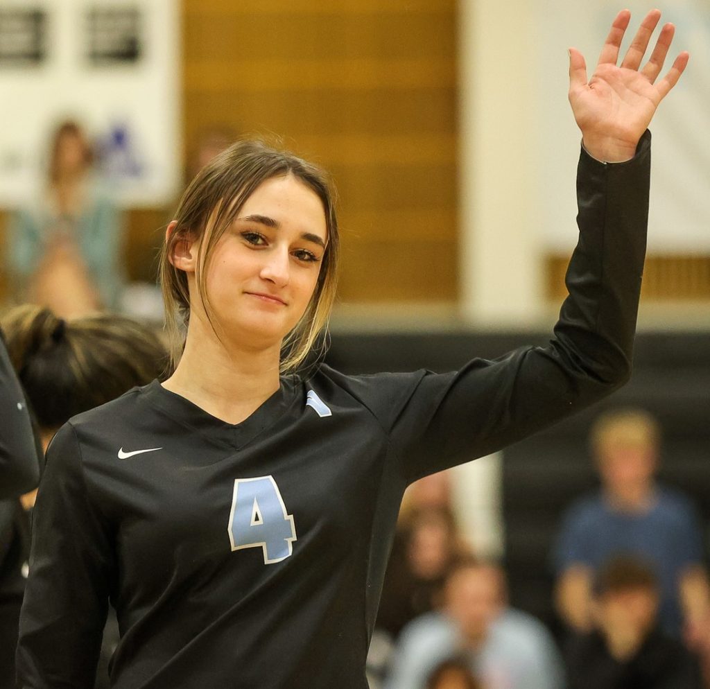 KVAK's Laurie Prax interviewed peyton wade after the Valdez Invitational Volleyball Tournament and talks about how to team works together to win.