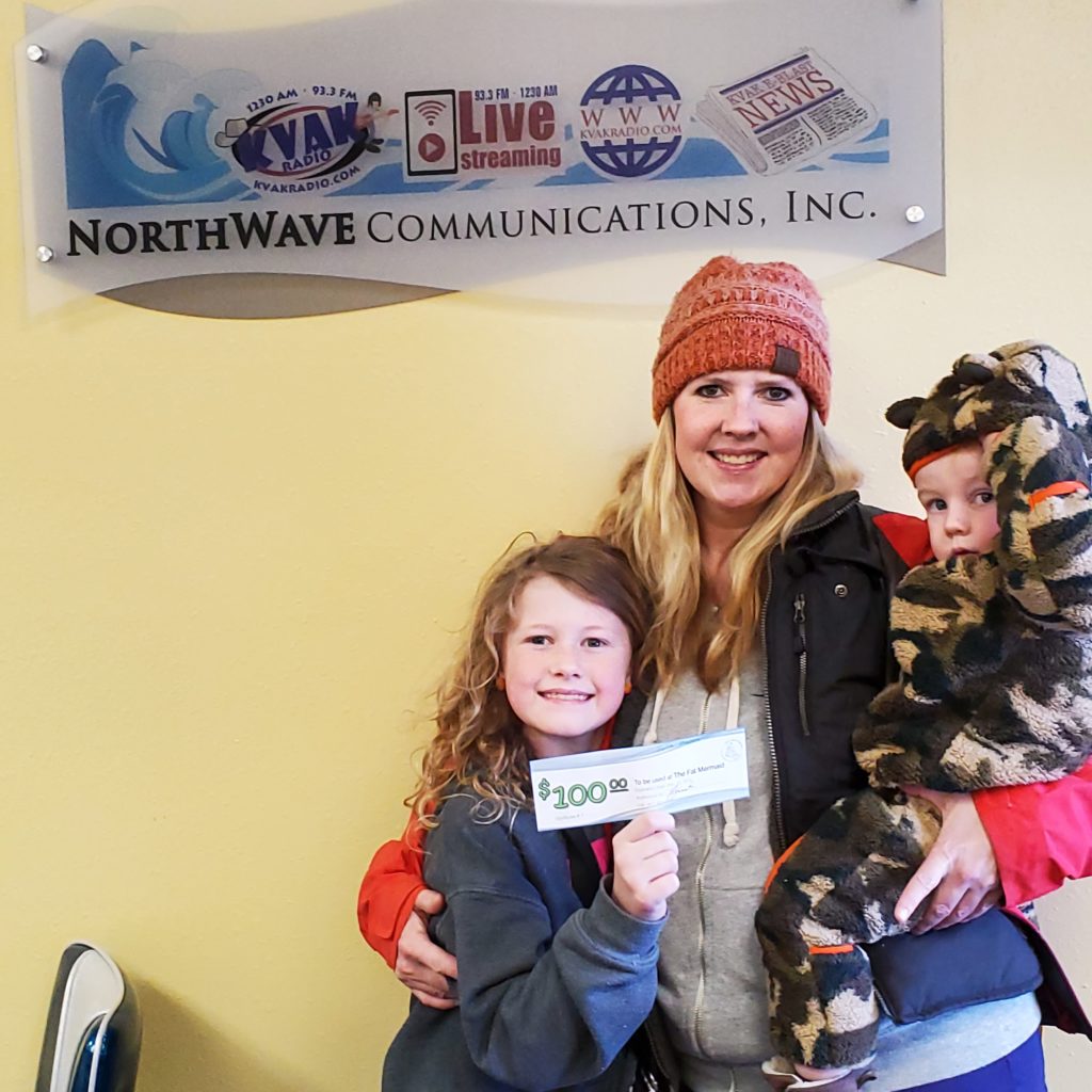 100-fat-mermaid-winner-julie-mason-daughter-2