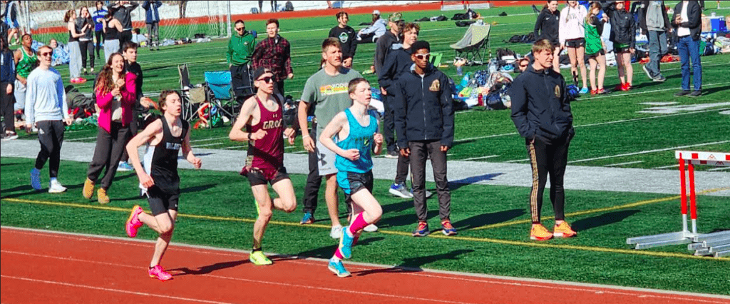Rafe Caruthers in the 3200 in Wasilla