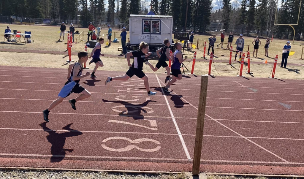 Kyle-100m-Track-and-Field-at-West-Valley-Meet
