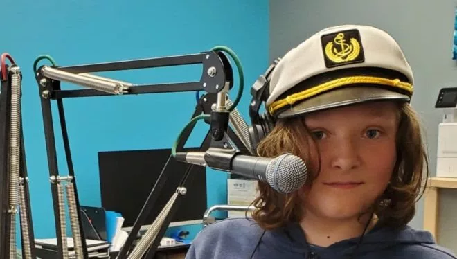 Kids deals radio station