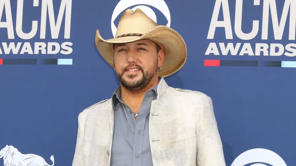 shutterstock_1362873809854765