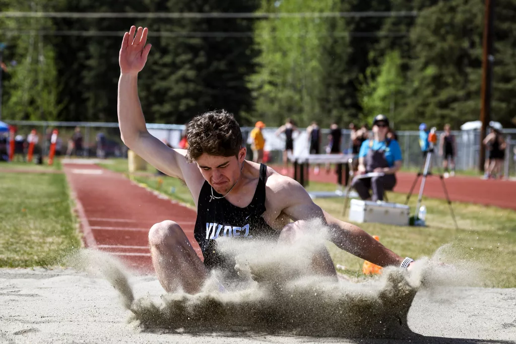 Andrew Baczuk Long jump