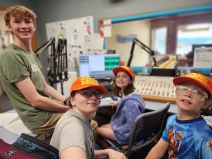 barrett-kids-in-studio