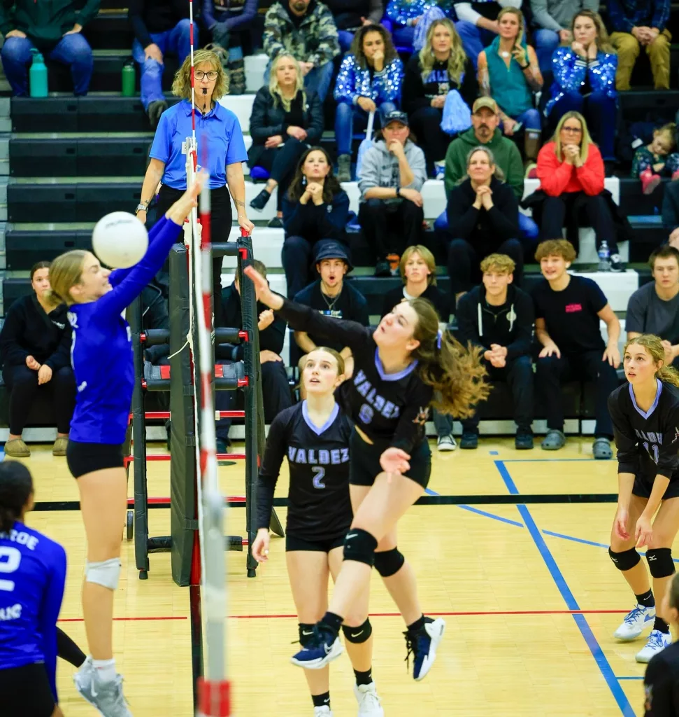 Kelsey Prax with the Match Point against Monroe