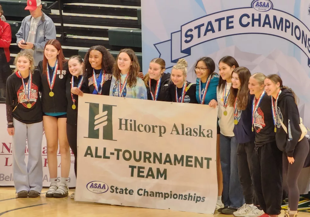 Destiny Day and Kelsey Prax named to the all tournament team at State Tournament