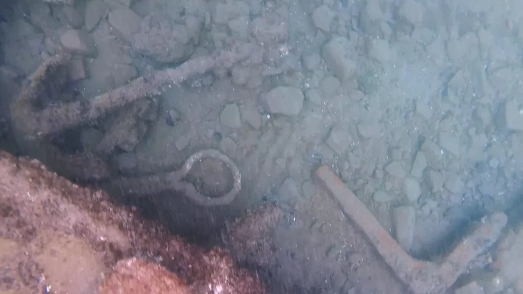 Researchers with NOAA’s Office of National Marine Sanctuaries in Woods Hole, Mass., discovered this anchor, chain plate (the metal loop) and an iron knee, likely part of a ship’s frame, on a 2015 search for remains of a whaling fleet lost off northern Alaska in 1871. Photo courtesy NOAA’s Office of National Marine Sanctuaries in Woods Hole, Mass.