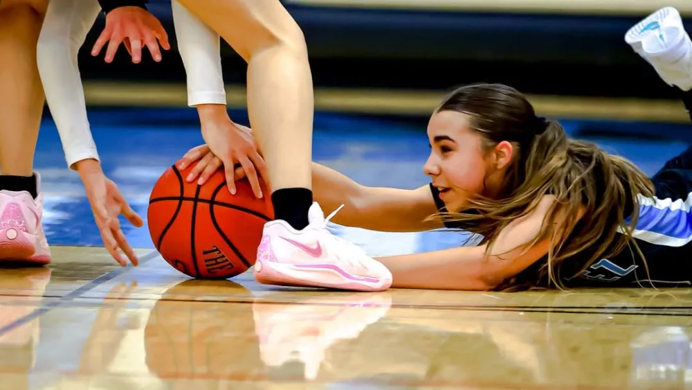 JV Girls Basketball at the Aurora Conference 2025, Photo by Joe Prax