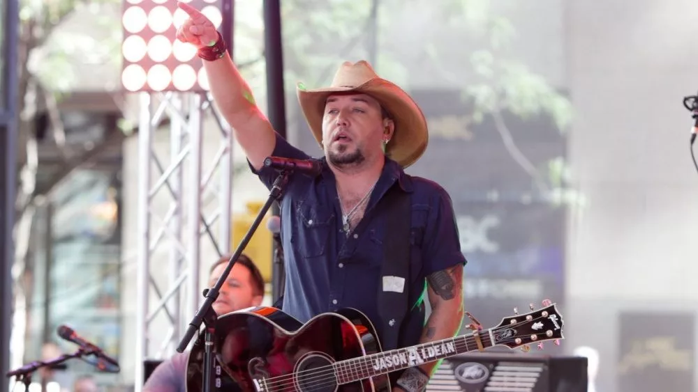 Jason Aldean performs onstage at NBC's 'Today Show' at Rockefeller Plaza July 31^ 2015 in New York City.