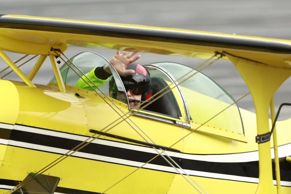 Scott Sexton getting ready for his Aerobatic Routine