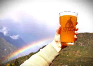 Valdez Brewing Glass with a Rainbow
