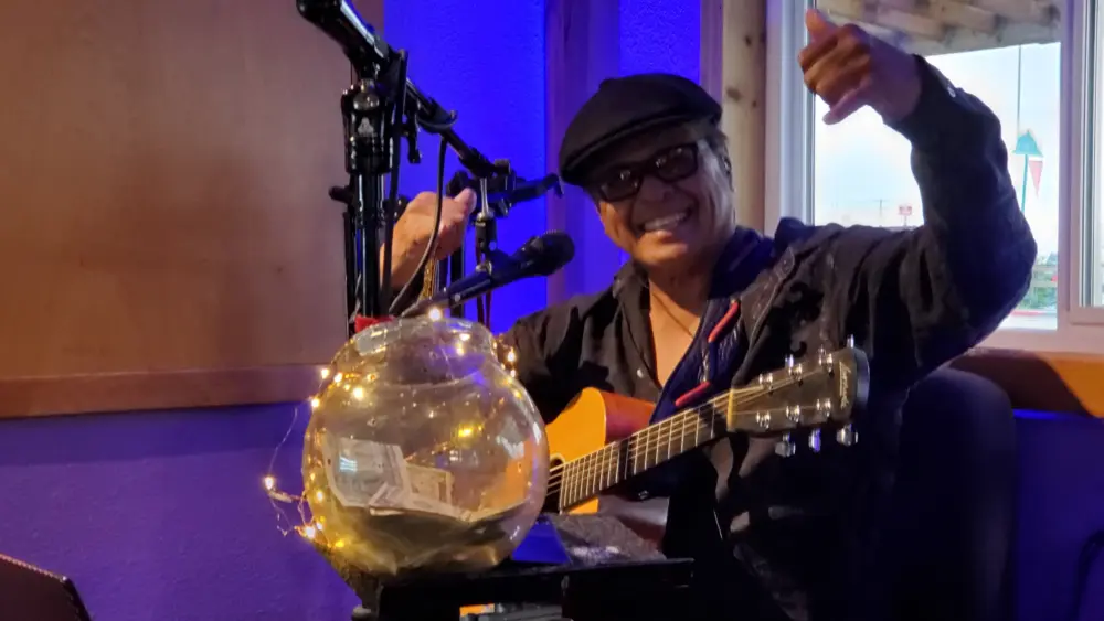 Ted Compehos- Live at The Fat Mermaid.