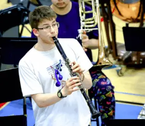 Erik Vincent performing at the 2025 Aurora Music Festival, Photo by Joe Prax.