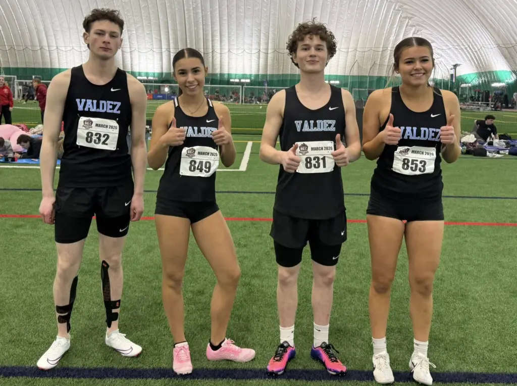 Track A Coed Swedish Medley Team at the Dome, Photo by Meira Pedersen