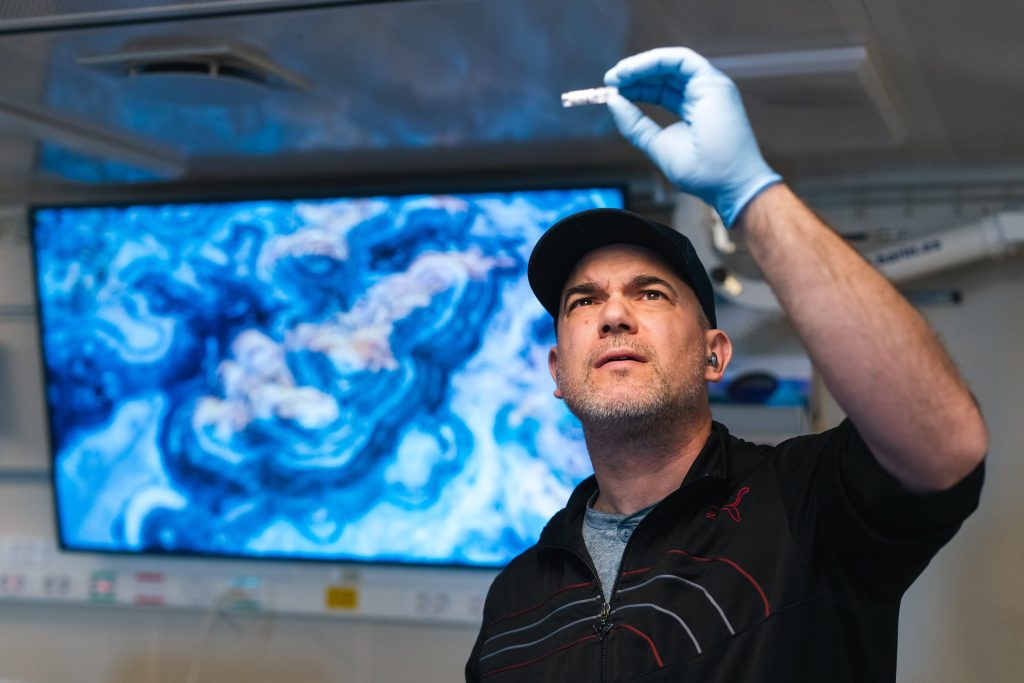 UAF researcher Russ Hopcroft part of deep-sea expedition that uncovered dozens of new species