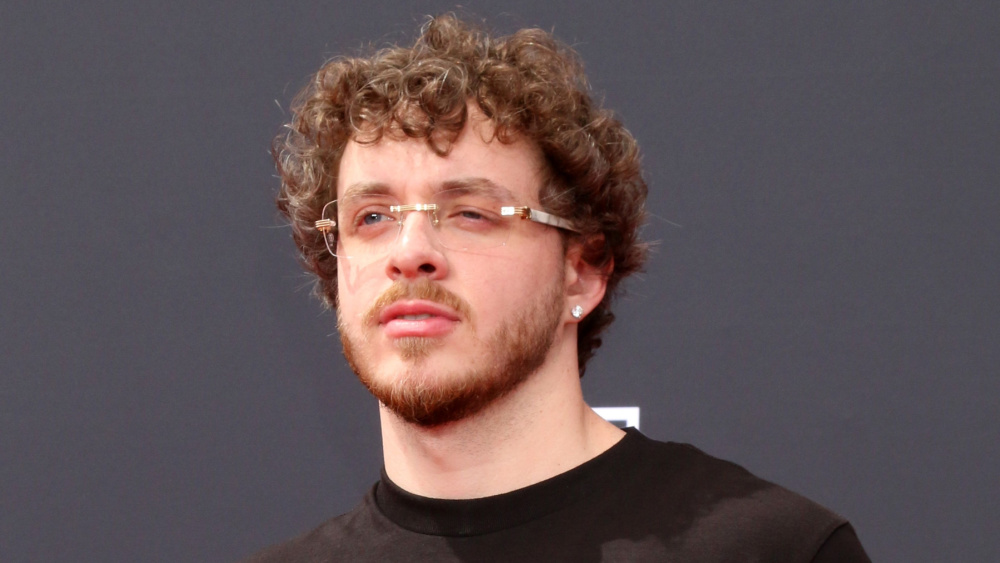 shutterstock_2176878269103205