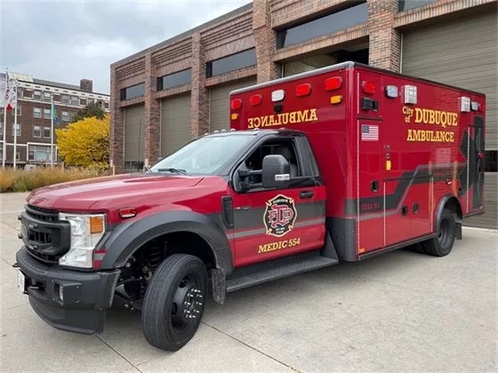 dubuque-fire-ambulance