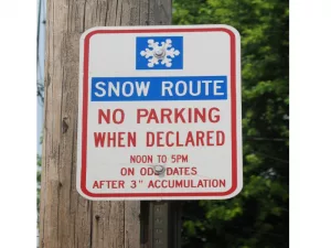 Dubuque Snow Route Sign