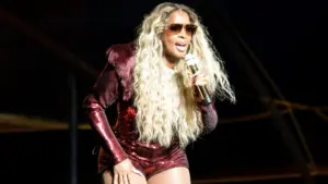 Mary J. Blige performs in Hollywood^ Florida on February 11^ 2025. The performance was part of her "For My Fans" tour.