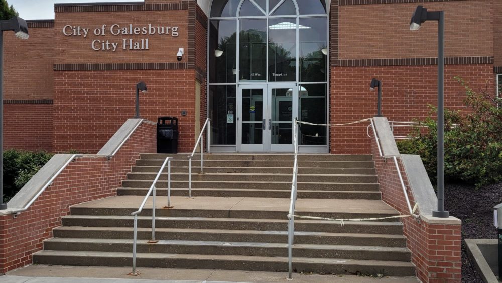 galesburg-city-hall-1-rotated411190