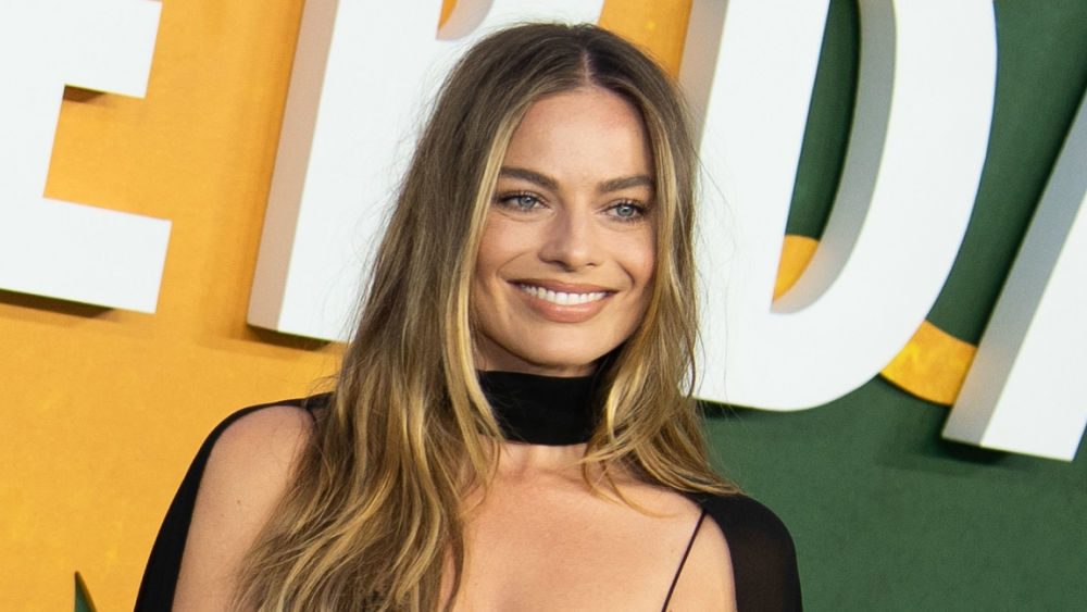 shutterstock_2204844217279328