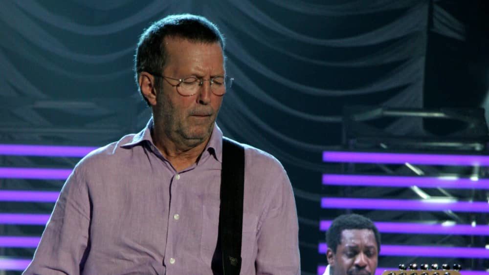 shutterstock_37043065459571