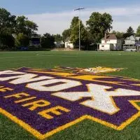 Knox College announced Wednesday an important enhancement to the Prairie Fire Athletics facilities: the installation of lights at Prats Field^ the college’s soccer pitch.