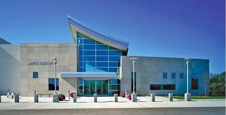 arts-center-front