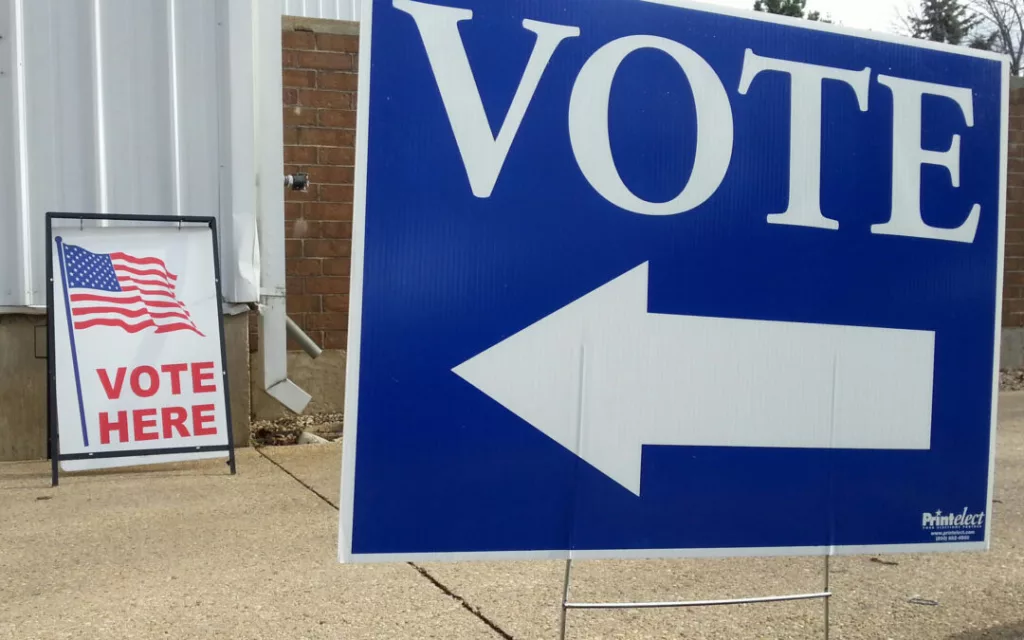 vote_here_elections-a-byrd-1444628