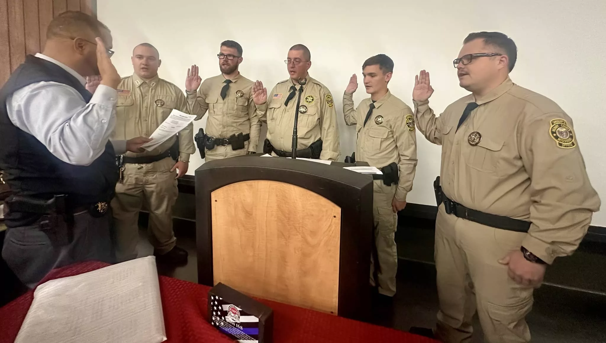 hcsonewdeputies2802705