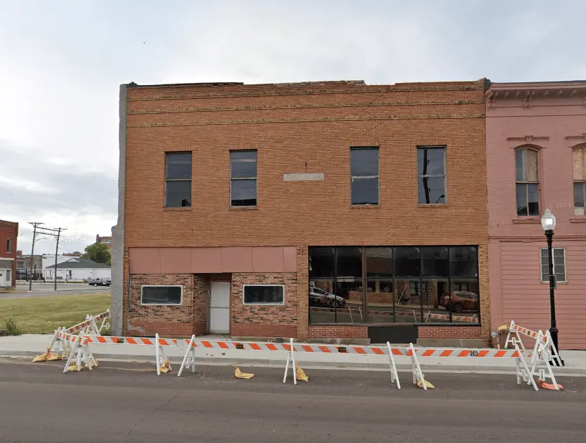 207wmainstreetsedalia433497