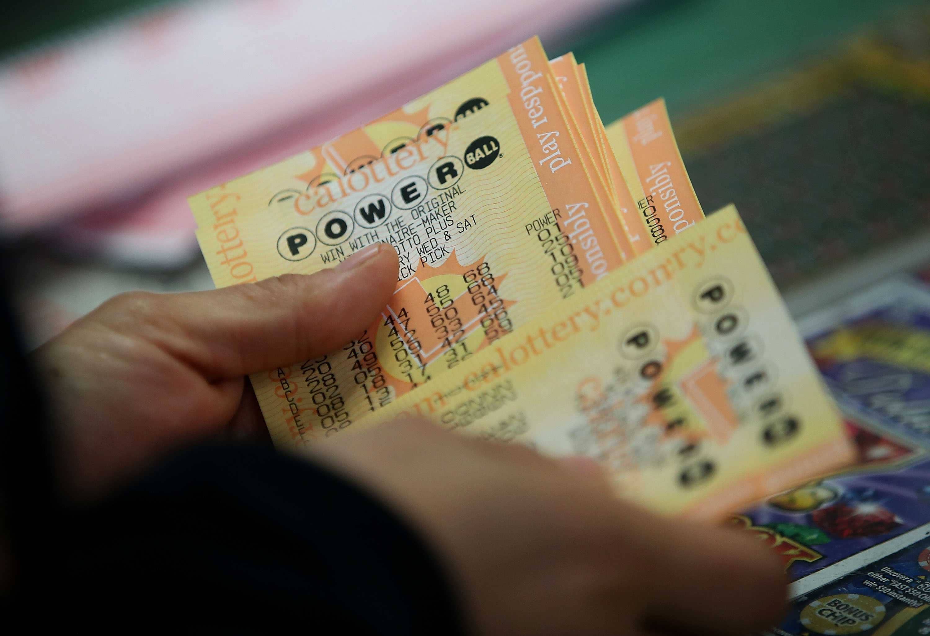 powerball-gettyimages-504805806-1675125760459844