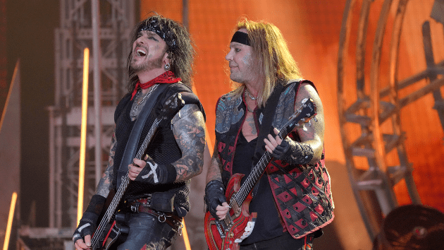 getty_motleycrue_020323962793