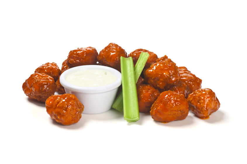 boneless-buffalo-wings-with-celery-and-ranch