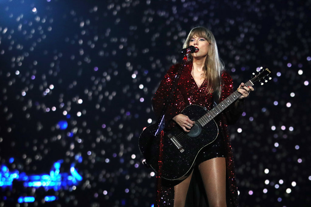 taylor-swift-the-eras-tour-houston-tx