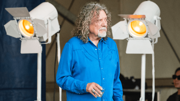 getty_robertplant_050123463102