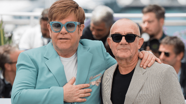 getty_eltonjohnbernietaupin_0505423225451