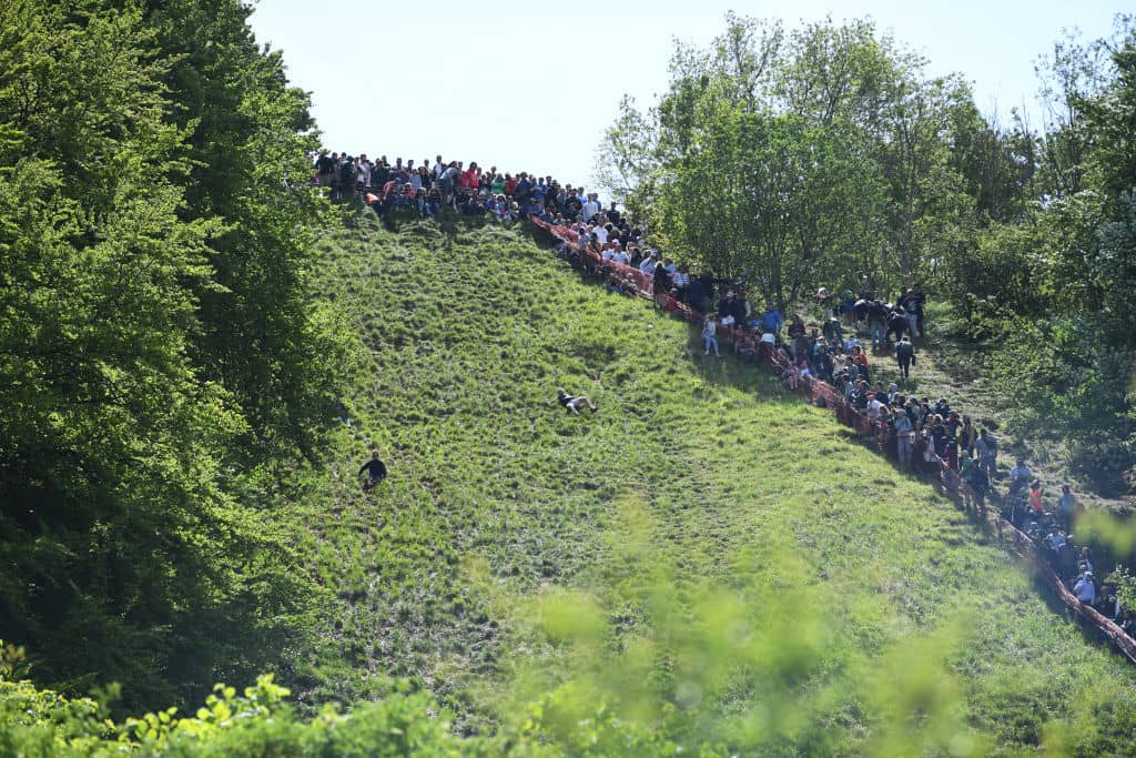 annual-gloucester-cheese-rolling-event-takes-place-despite-health-safety-concerns