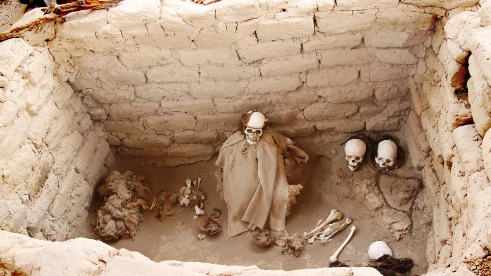 mummified-remains-in-chauchilla-cemetery