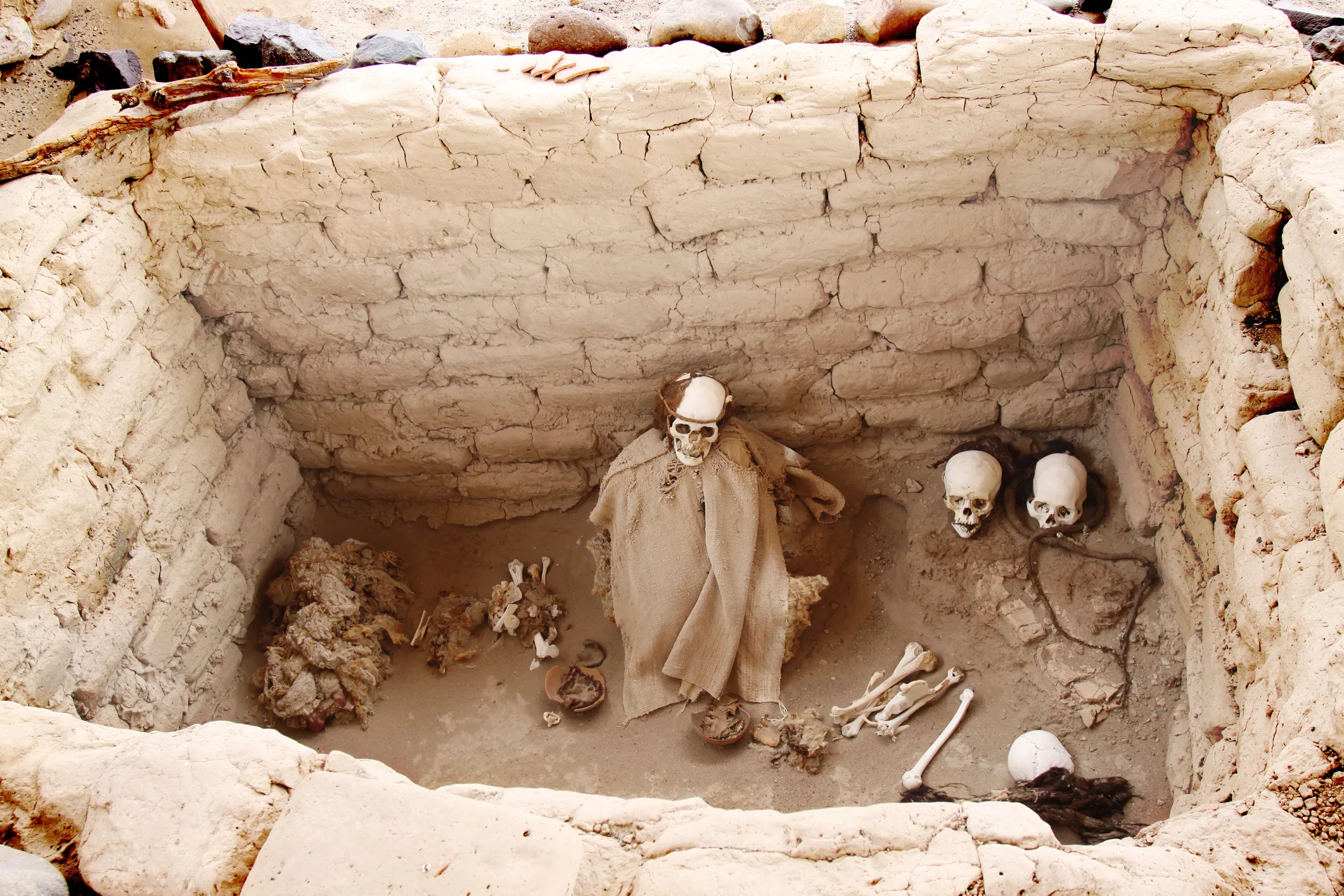 mummified-remains-in-chauchilla-cemetery