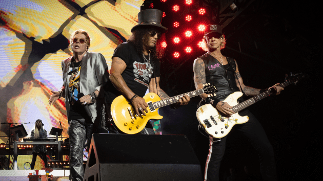 m_gunsnroses_10092346100