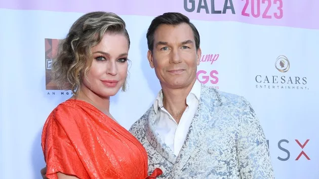 getty_jerryoconnell_rebecca_romijn_10242023885288