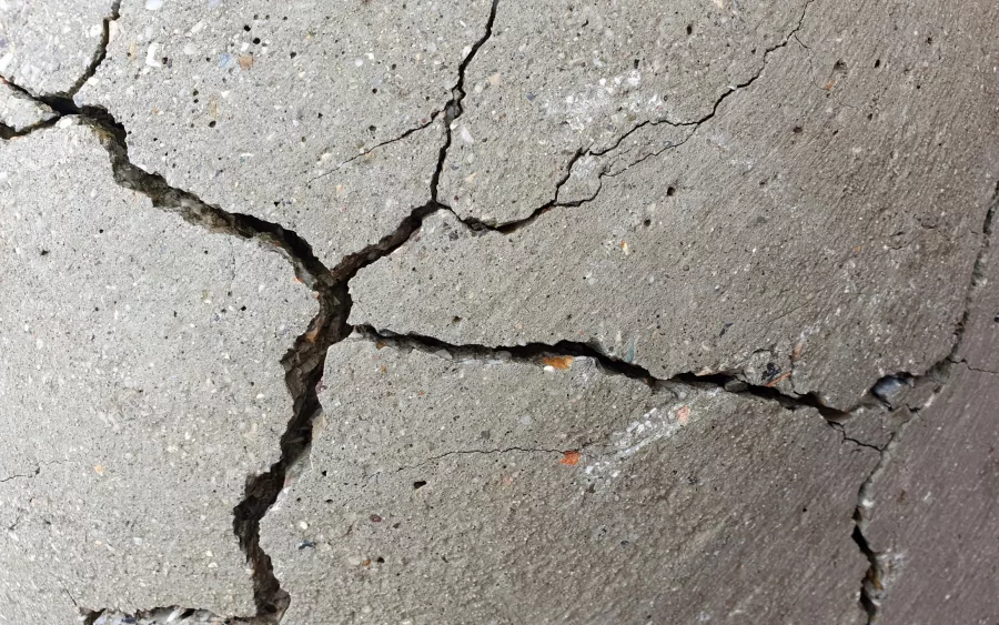 detail-of-cracked-concrete-surface